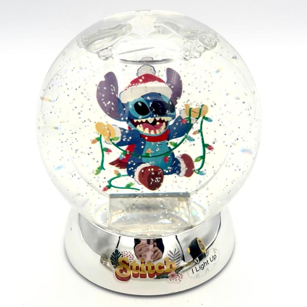 Dept 56 Disney Lilo & Stitch Holiday Water Dazzler Light Up Snow Globe Christmas